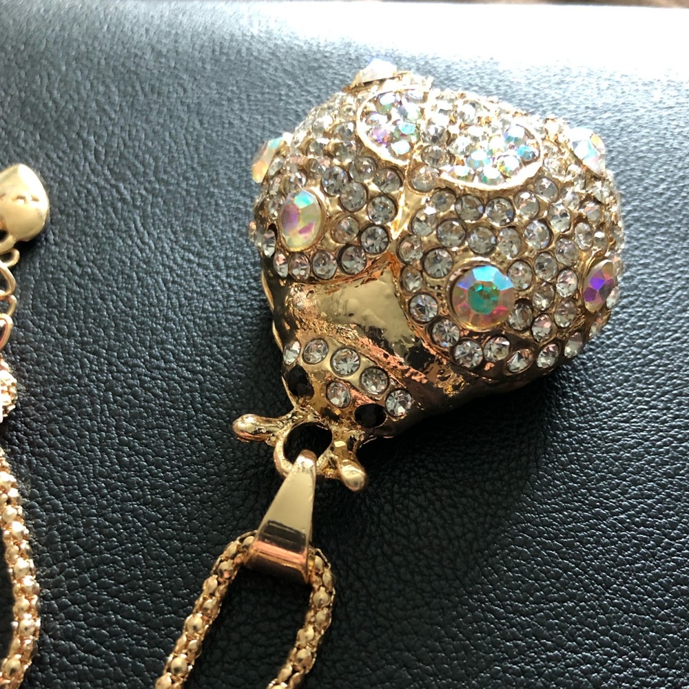 NWT Rhinestone Lady bug necklace - Picture 3 of 4